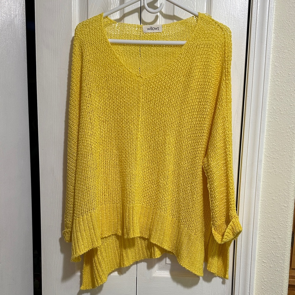 Willow Women's V-Neck Sweater in Sunny Yellow